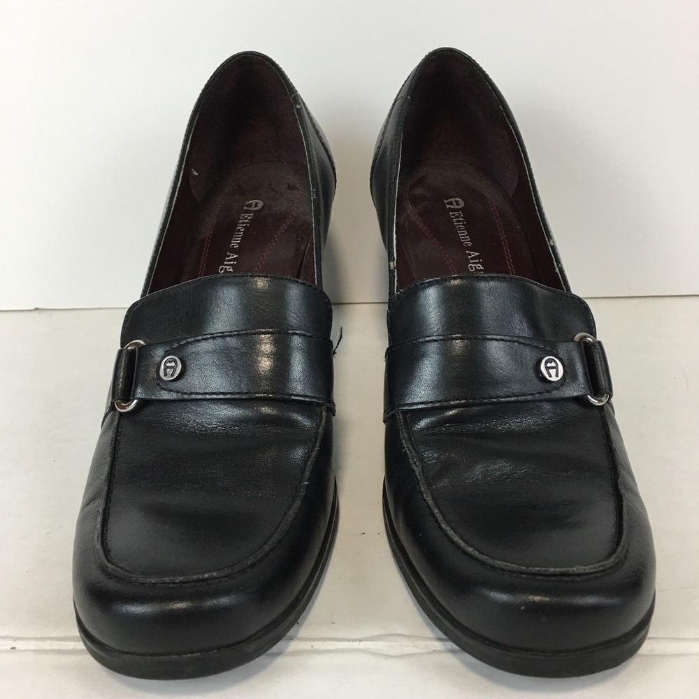 Etienne Aigner black leather block 2.5” heel pumps